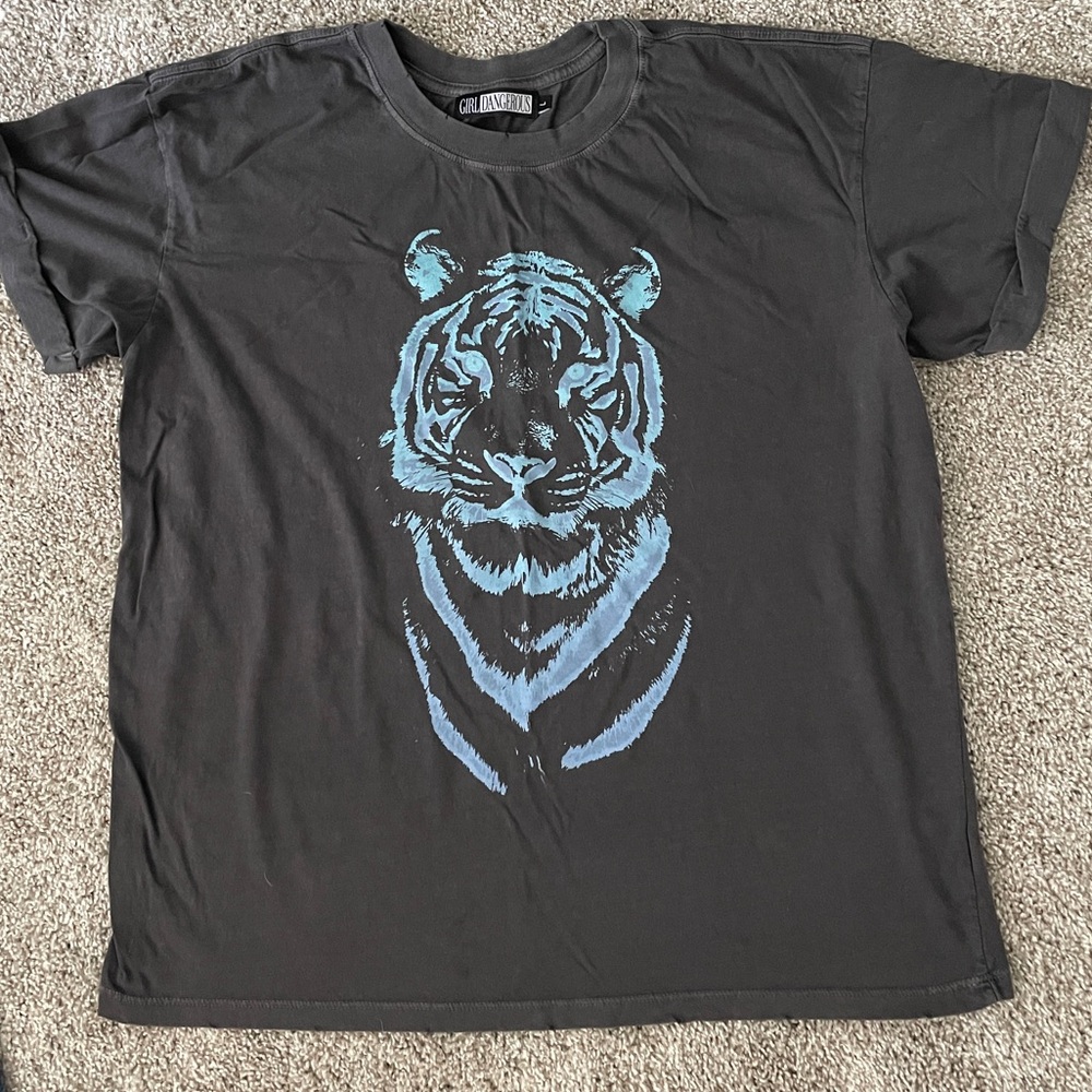 Girls Dangerous Tiger Stencil Boyfriend Tee